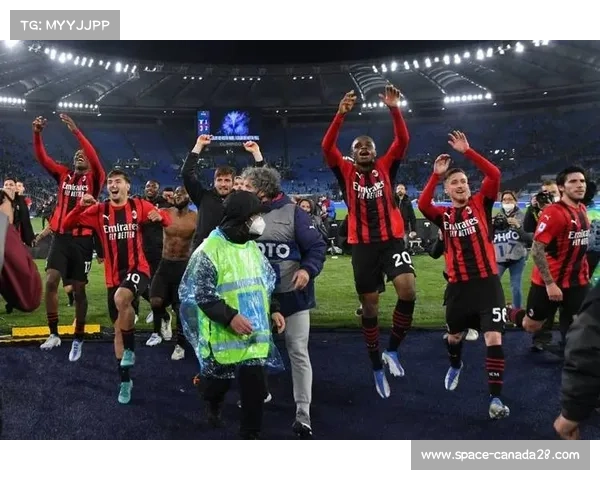 莱奥双响助AC米兰主场逆转佛罗伦萨成功登顶意甲积分榜首